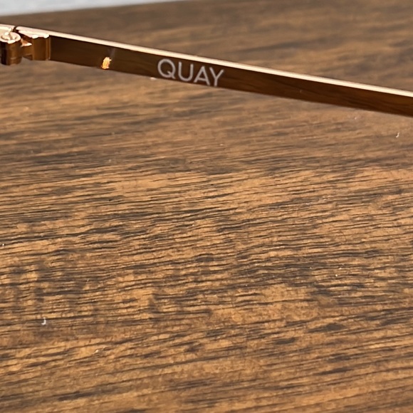 QUAY High Key Two Tone 56mm Aviator Sunglasses Gold/Brown Maroon - Picture 11 of 11